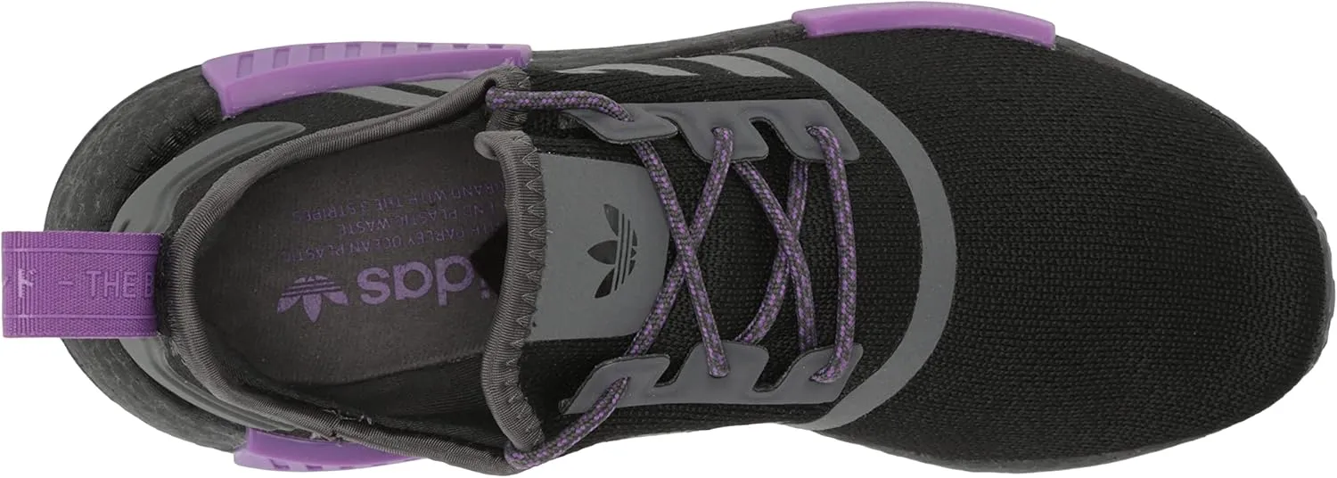 adidas Unisex-Child NMD_r1 C (Little Kid) Sneaker