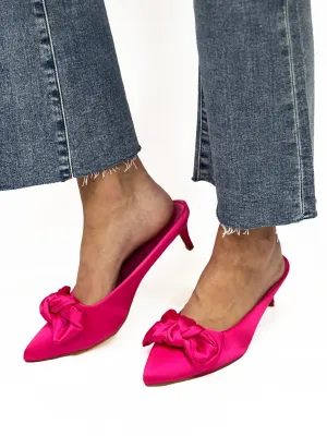BOW in Hot Pink
