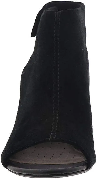 Clarks Women's Deva Bell Sandal