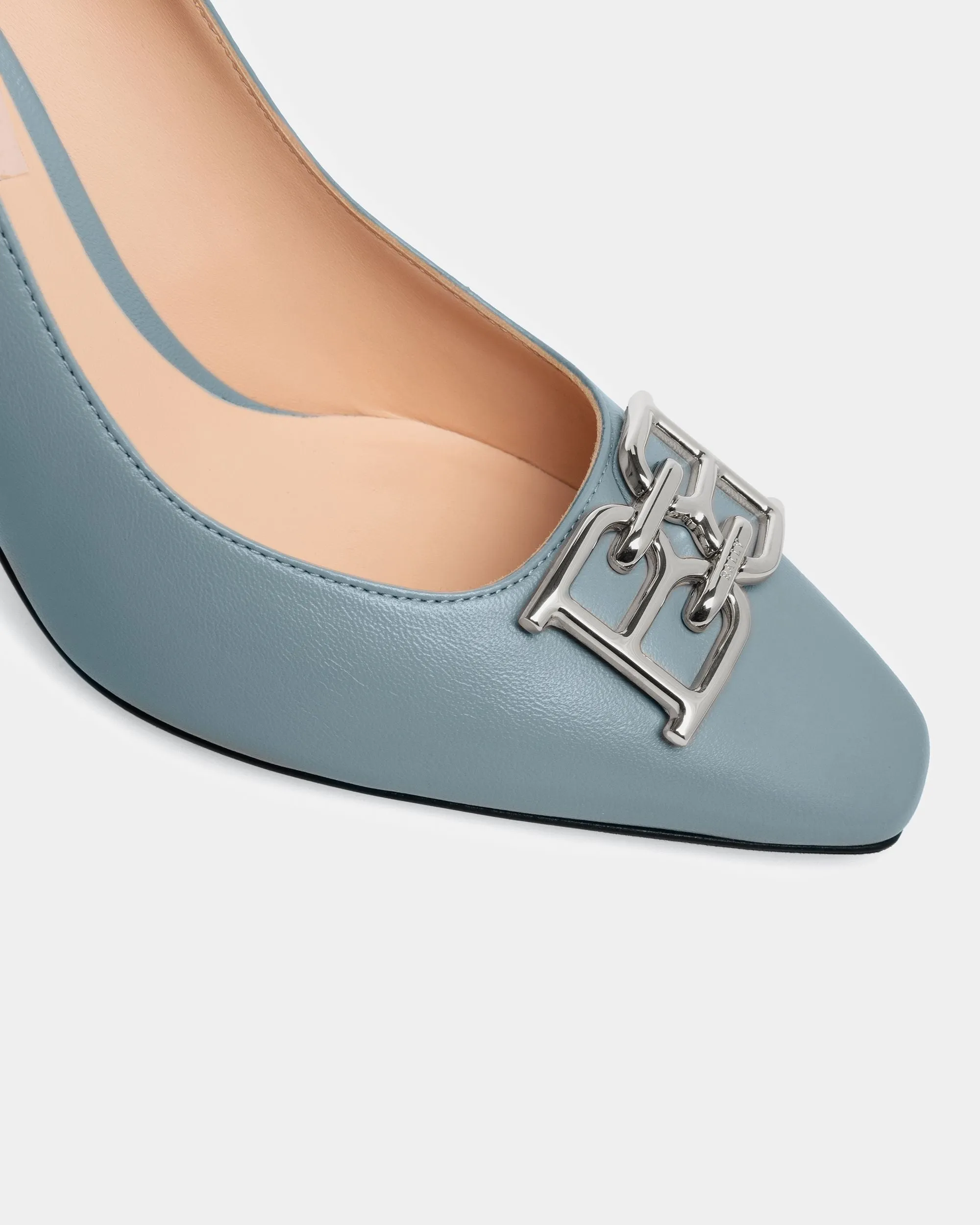 Evanca Leather Pumps In Light Blue