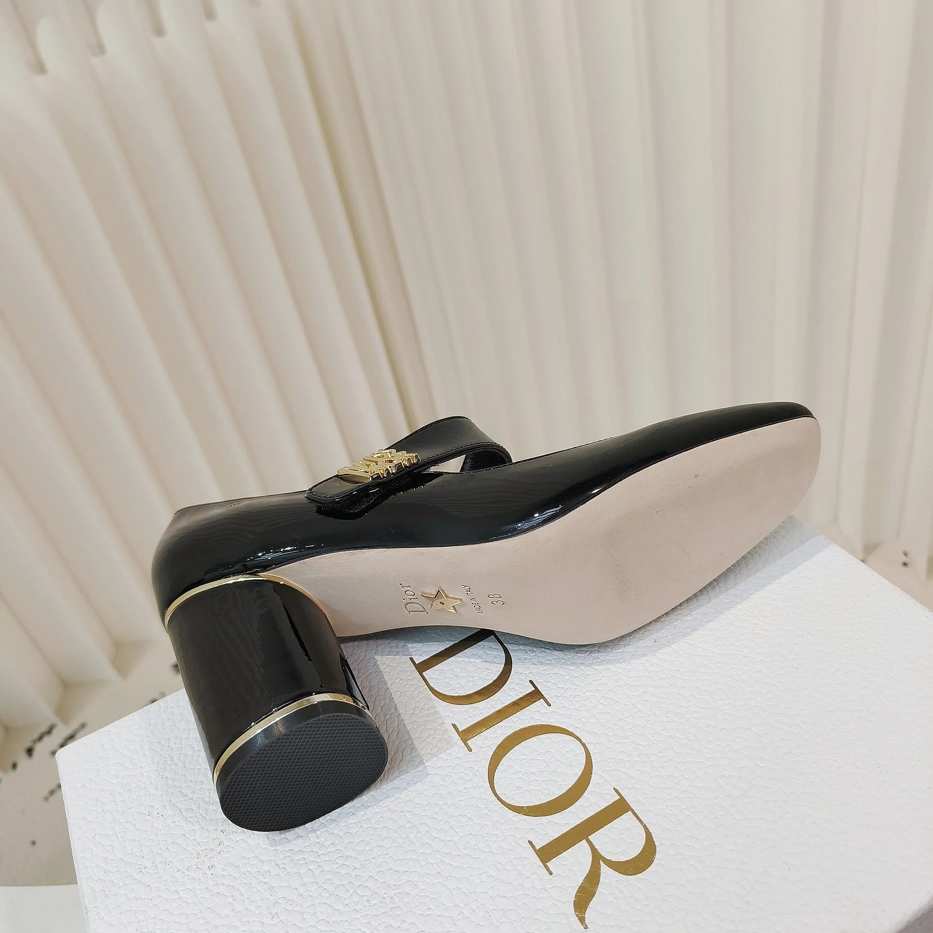 Miss Dior Pump 85mm In Glossy Black Cowhide 111359