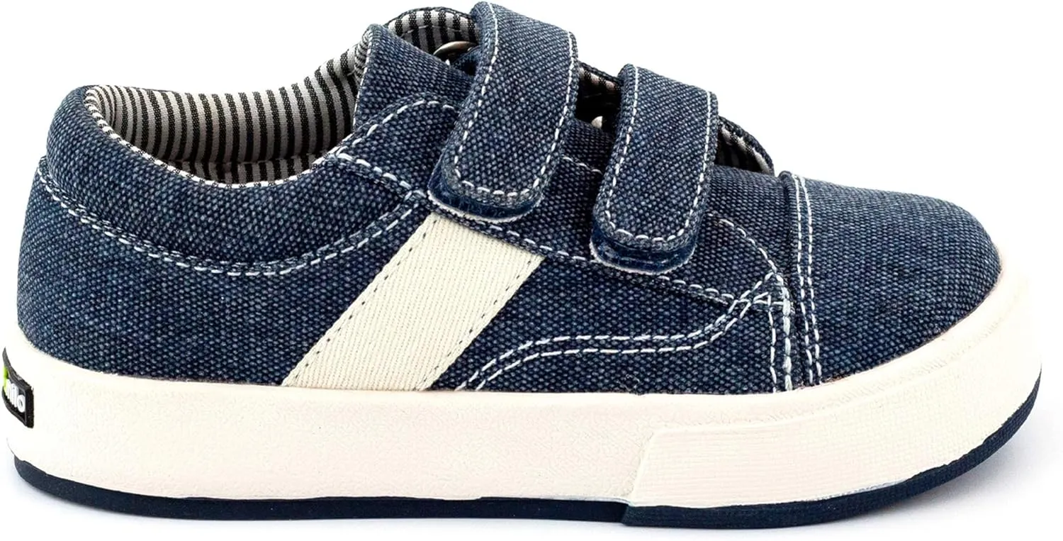 MORGAN & MILO Miles Double V Sneakers for Boys and Toddlers, Size 6 to 13