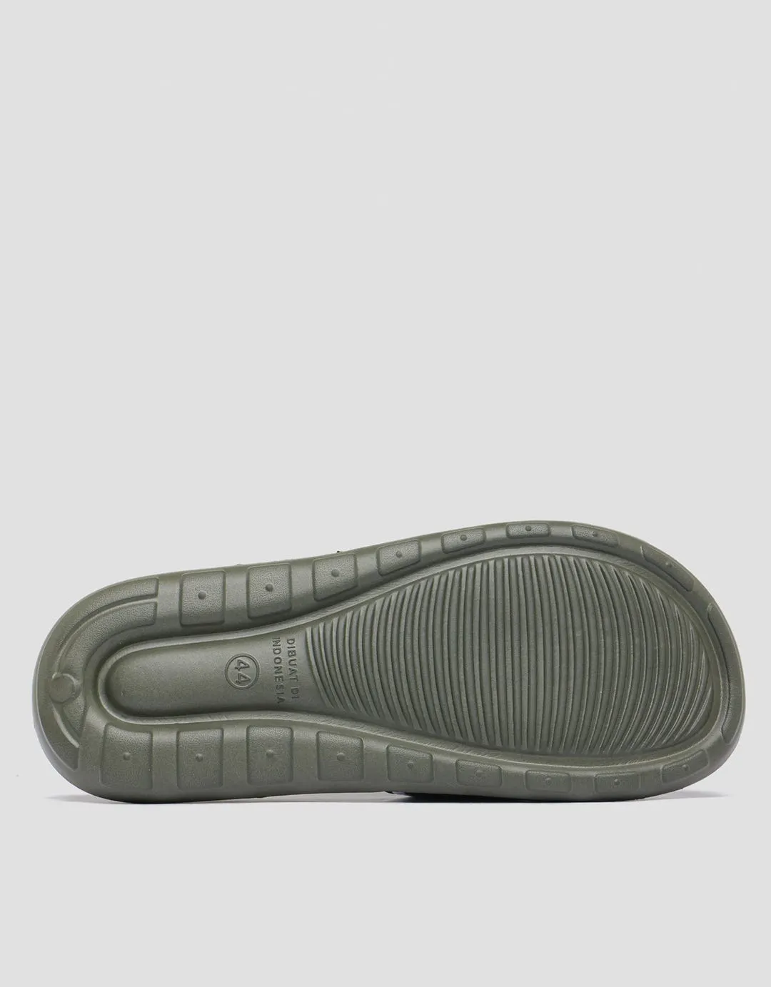 Nevada Sebastian Sandal Slipper Pria