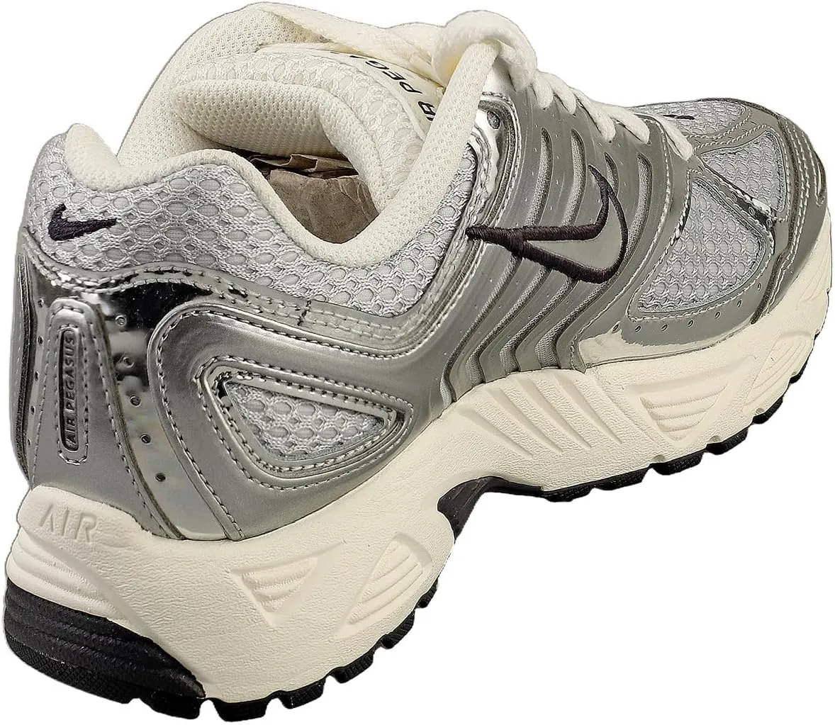 Nike Women's Air Pegasus 2005 Sneaker