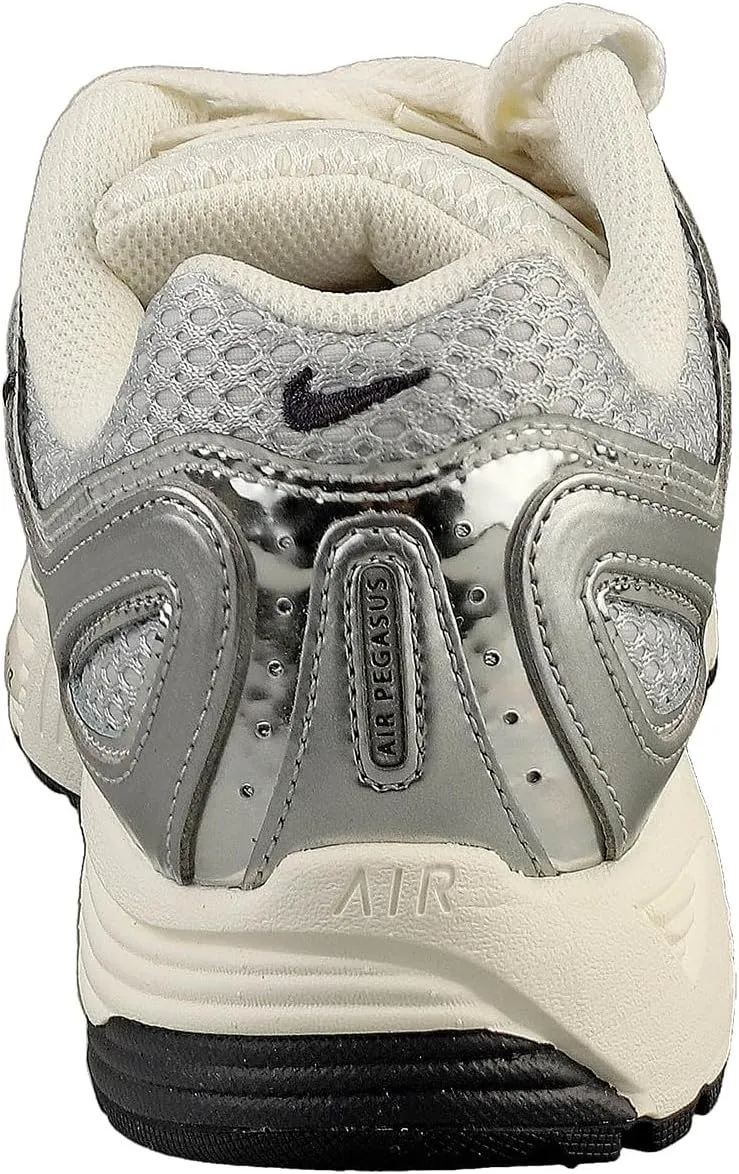 Nike Women's Air Pegasus 2005 Sneaker