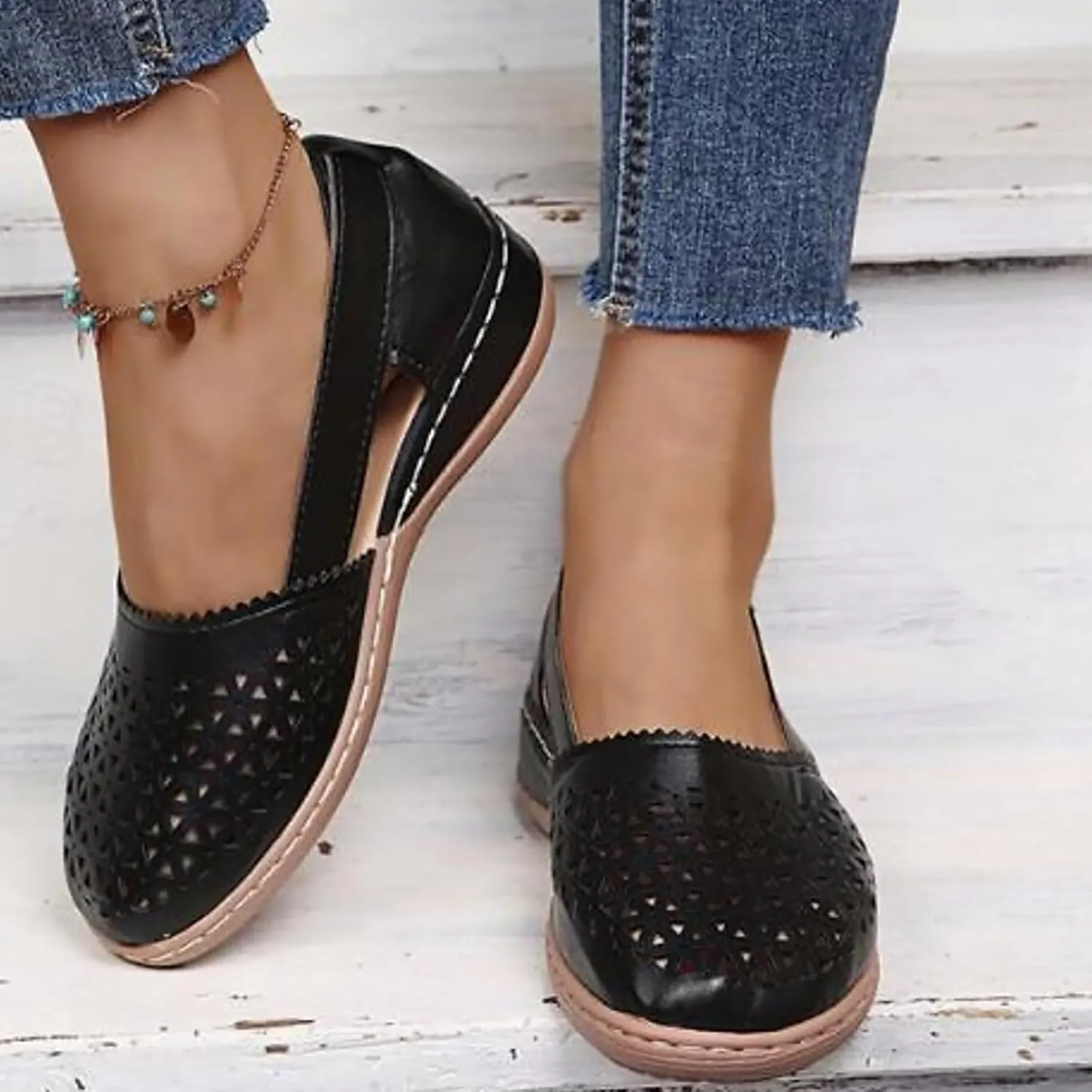Women's Leather Platform Wedge Orthopedic Sandals 2025 Fashionable Comfortable Closed Toe Hollow Out Wedge Heeled Thick Soled Sandals Beach Vacation Travel Summer Casual Lightweight Wedding Shoes